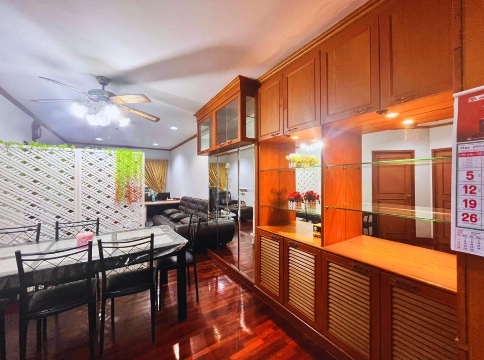 Grand Diamond Condo Suites Bangkok Exterior photo